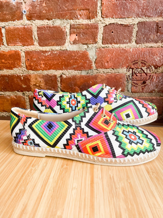 Multi color triangle