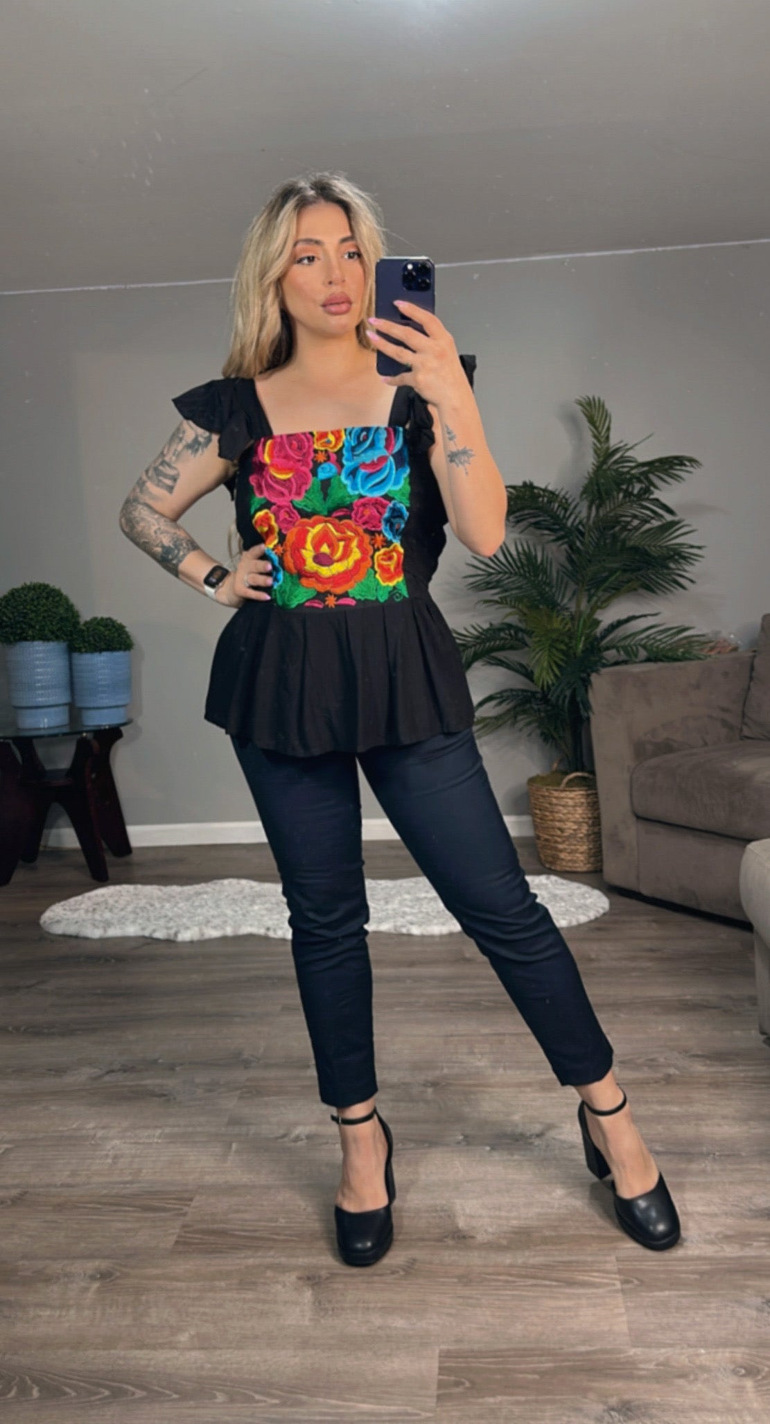 Blusa Olga Rosas (Negra)
